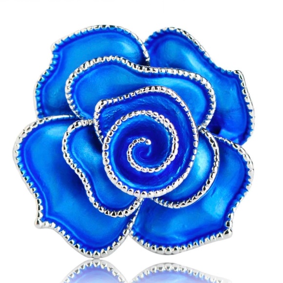 Jewelry - NWT London Blue Rose Flower Chic Pin Brooch